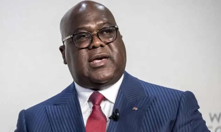 Stratégie politique : Félix Tshisekedi surprend l’opposition et réussit à désactiver la marche du G64 grâce à l’annonce du dialogue inclusif