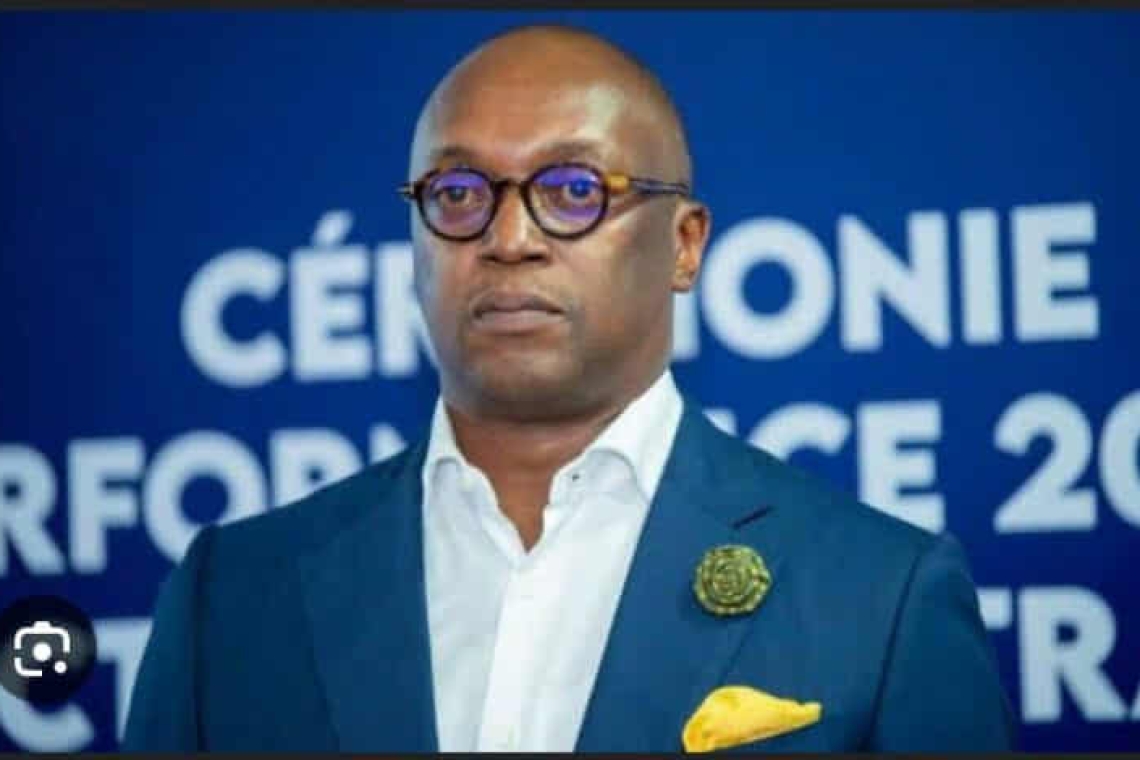 Charles Mudiay Kazadi est un gestionnaire congolais, directeur général de la Caisse Nationale de Sécurité Sociale depuis de 2022.