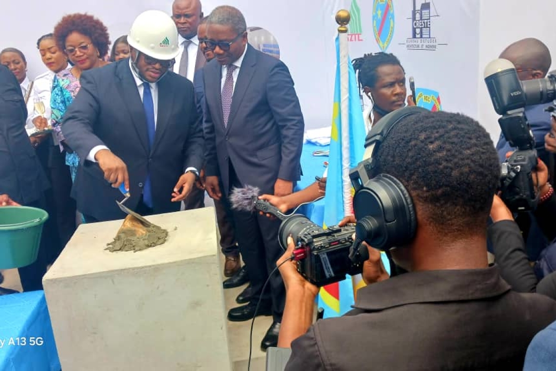 Le Grand coup de Bernard Kabese : Le Ministre Fwamba lance les travaux de construction d'un immeuble de 20 étages pour la DGDA