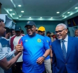 Félix Tshisekedi déjà à Houston comme 12e homme pour soutenir les Léopards